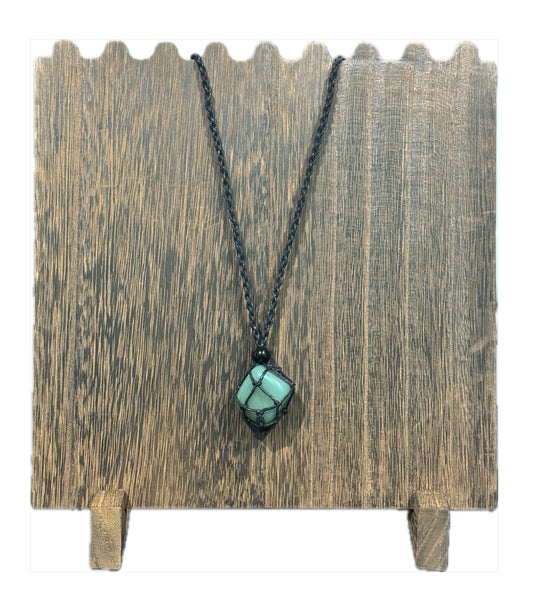 ABUNDANCE Green Aventurine Crystal Necklace - Single Stone